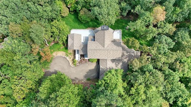 73 Resting Bear Ridge, Big Canoe, GA 30143
