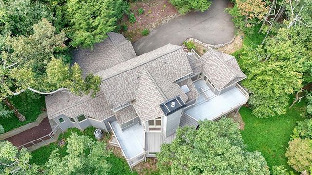 73 Resting Bear Ridge, Big Canoe, GA 30143