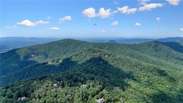 73 Resting Bear Ridge, Big Canoe, GA 30143