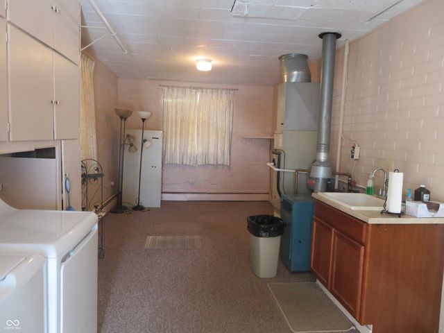 413 E State Road 28, Alexandria, IN 46001