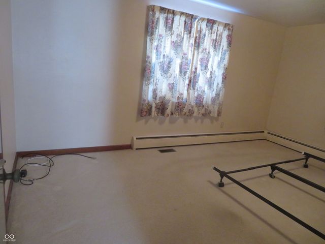 413 E State Road 28, Alexandria, IN 46001