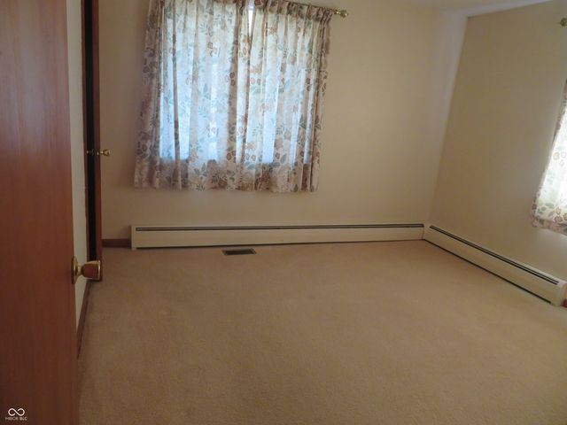 413 E State Road 28, Alexandria, IN 46001