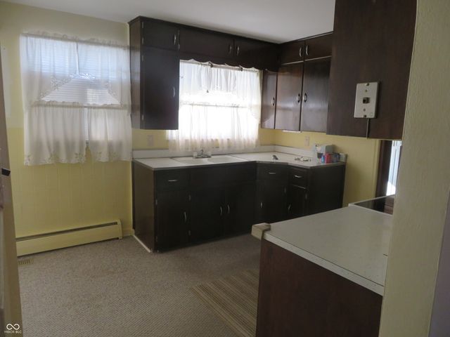 413 E State Road 28, Alexandria, IN 46001