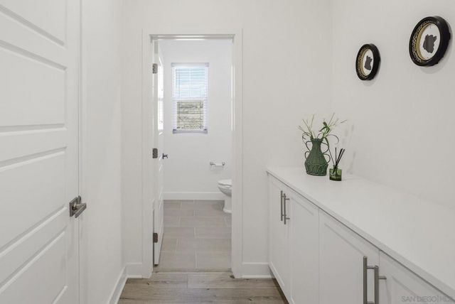 9111 W Bluff Place, Santee, CA 92071