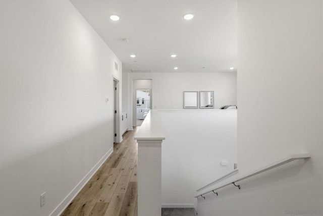 9111 W Bluff Place, Santee, CA 92071