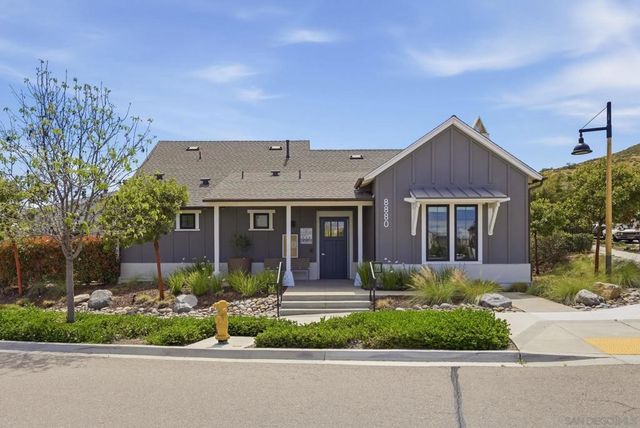 9111 W Bluff Place, Santee, CA 92071