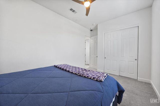 9015 Claro De Luna Drive, Bakersfield, CA 93314