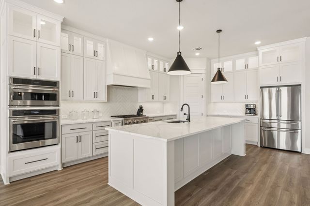 12532 Bella Crossing Drive, Fort Worth, TX 76126