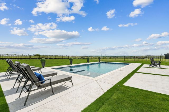 12532 Bella Crossing Drive, Fort Worth, TX 76126