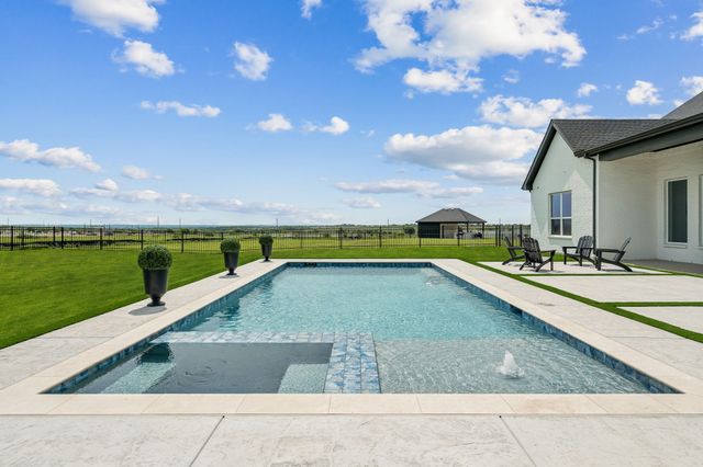 12532 Bella Crossing Drive, Fort Worth, TX 76126