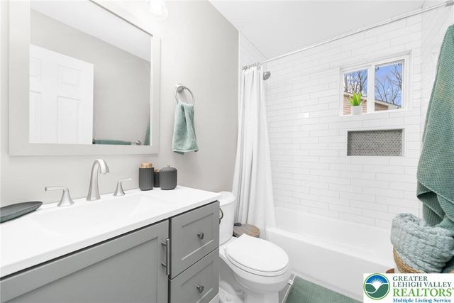 126 Evergreen Drive, Lehman Twp, PA 18324