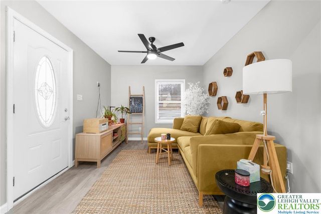 126 Evergreen Drive, Lehman Twp, PA 18324