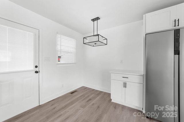 317 E Louisiana Avenue, Bessemer City, NC 28016