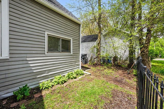 2814 S Rose Street, Kalamazoo, MI 49001