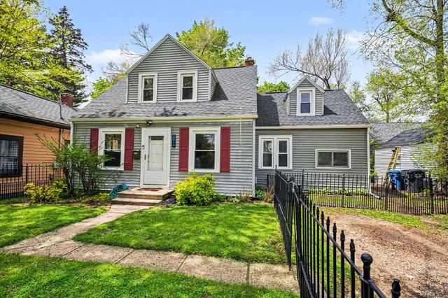 2814 S Rose Street, Kalamazoo, MI 49001
