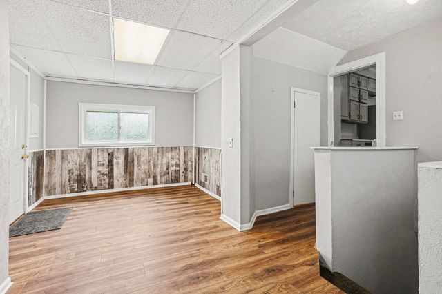 2814 S Rose Street, Kalamazoo, MI 49001