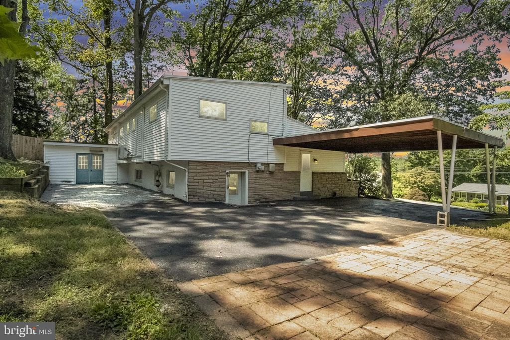 1378 SHEEP HILL RD, Pottstown, PA 19465