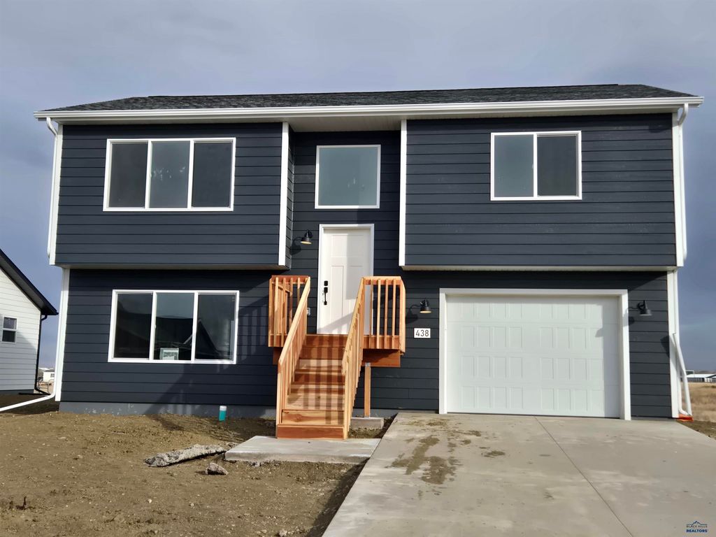 480 ALPHA AVE, Box Elder, SD 57719