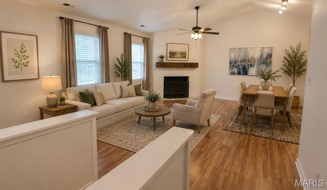8804 Eager Road, St Louis, MO 63144