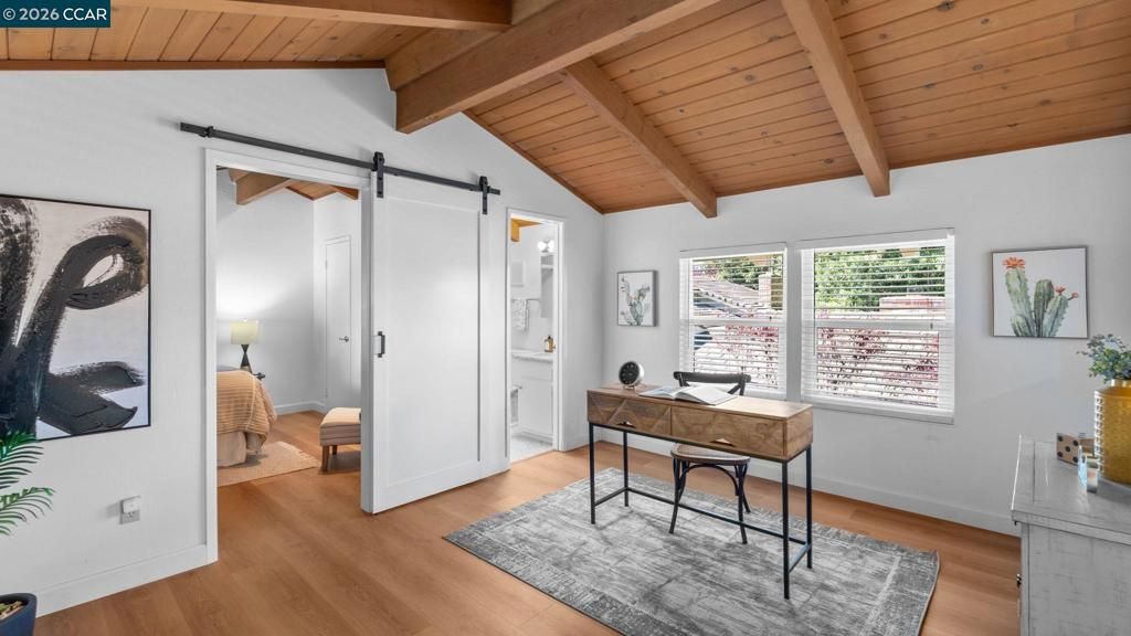 Image 16 of property listing at 90 Rolling Green Cir, Pleasant Hill, CA 94523