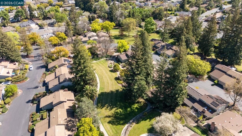 Image 42 of property listing at 90 Rolling Green Cir, Pleasant Hill, CA 94523