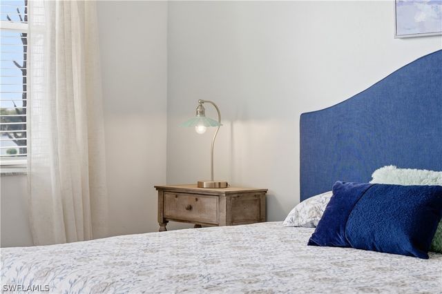 8076 Queen Palm LN 424, Fort Myers, FL 33966