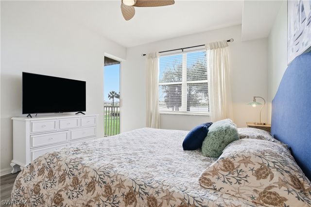 8076 Queen Palm LN 424, Fort Myers, FL 33966