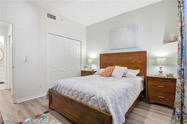 8076 Queen Palm LN 424, Fort Myers, FL 33966