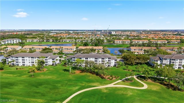 8076 Queen Palm LN 424, Fort Myers, FL 33966