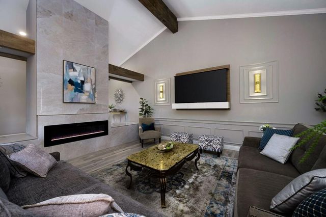 202 Green Mountain Drive, Palm Desert, CA 92211