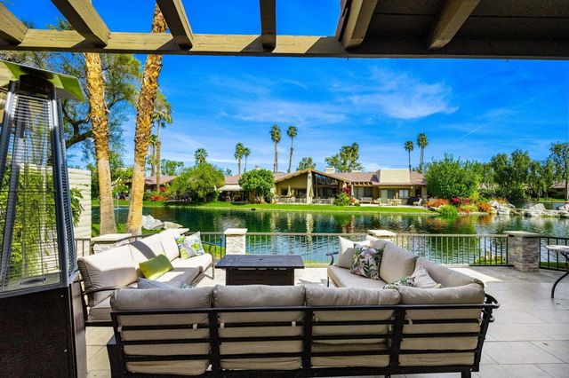 202 Green Mountain Drive, Palm Desert, CA 92211