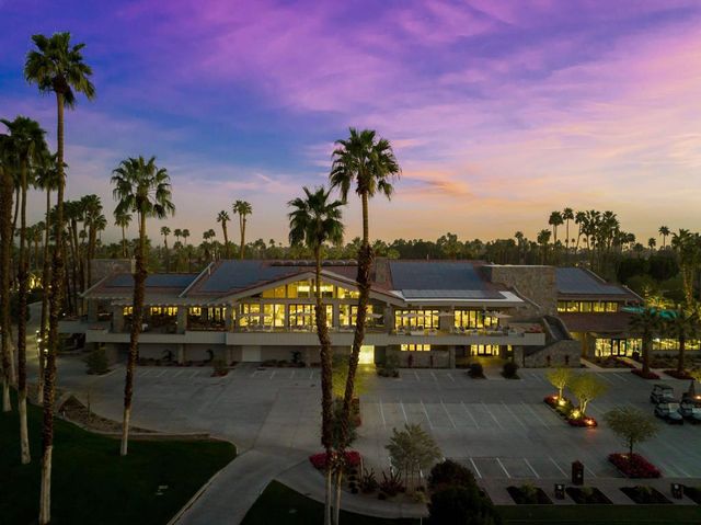 202 Green Mountain Drive, Palm Desert, CA 92211