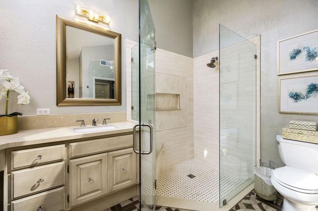 202 Green Mountain Drive, Palm Desert, CA 92211