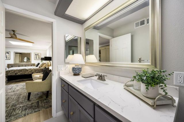 202 Green Mountain Drive, Palm Desert, CA 92211