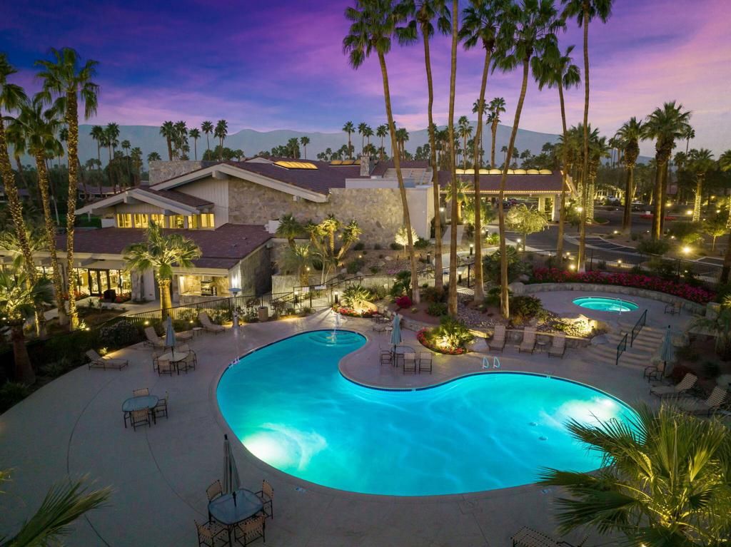 202 Green Mountain Drive, Palm Desert, CA 92211
