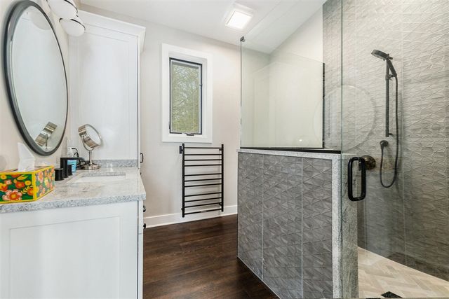 7505 S Lakeshore Drive, Pentwater, MI 49449