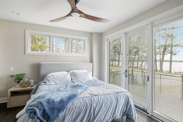 7505 S Lakeshore Drive, Pentwater, MI 49449