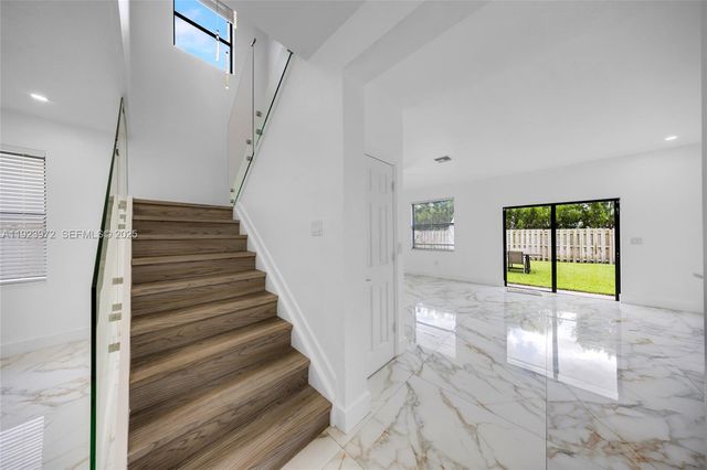 268 NE 210th Way, Miami, FL 33179