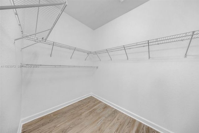 268 NE 210th Way, Miami, FL 33179