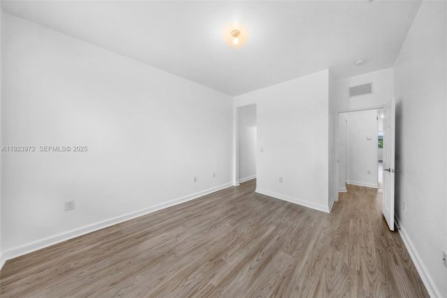 268 NE 210th Way, Miami, FL 33179