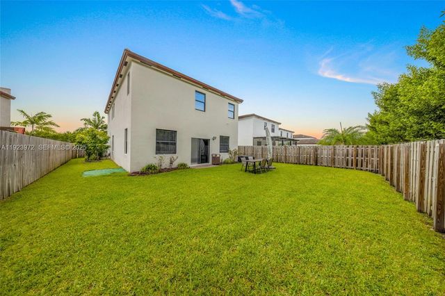 268 NE 210th Way, Miami, FL 33179