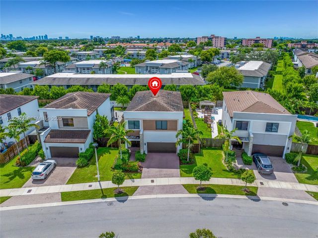 268 NE 210th Way, Miami, FL 33179