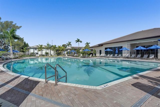 268 NE 210th Way, Miami, FL 33179