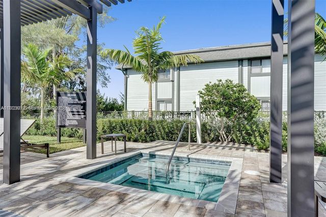 268 NE 210th Way, Miami, FL 33179