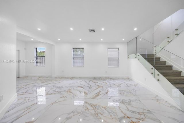 268 NE 210th Way, Miami, FL 33179