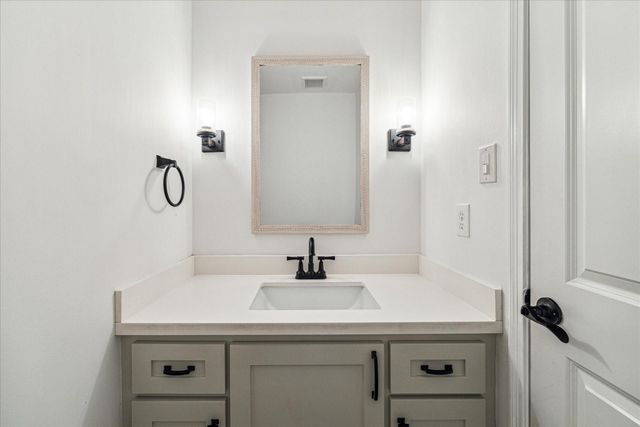 4810 Bayou Vista Drive, Houston, TX 77091