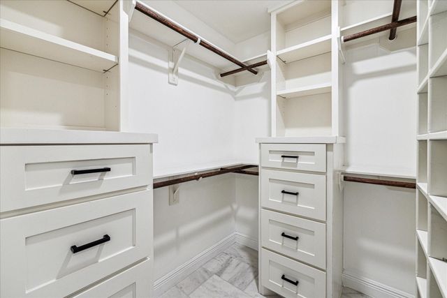 4810 Bayou Vista Drive, Houston, TX 77091