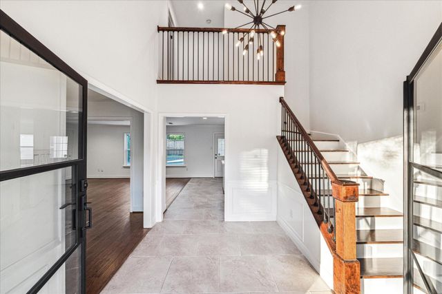 4810 Bayou Vista Drive, Houston, TX 77091