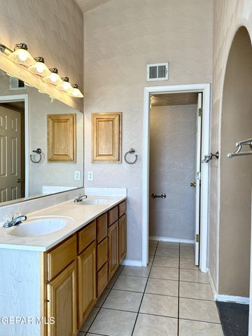 12374 PASEO LINDO Drive, El Paso, TX 79928