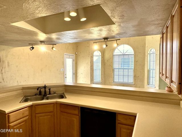 12374 PASEO LINDO Drive, El Paso, TX 79928